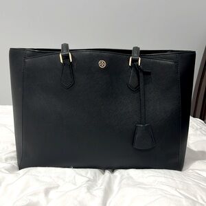 Tory Burch Perry triple compartment